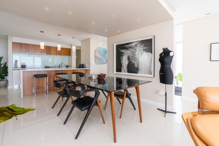 3 Bedroom Property for Sale in Green Point Western Cape